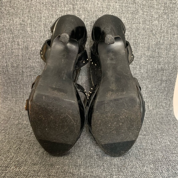 Strap Black Heels - Picture 4 of 4